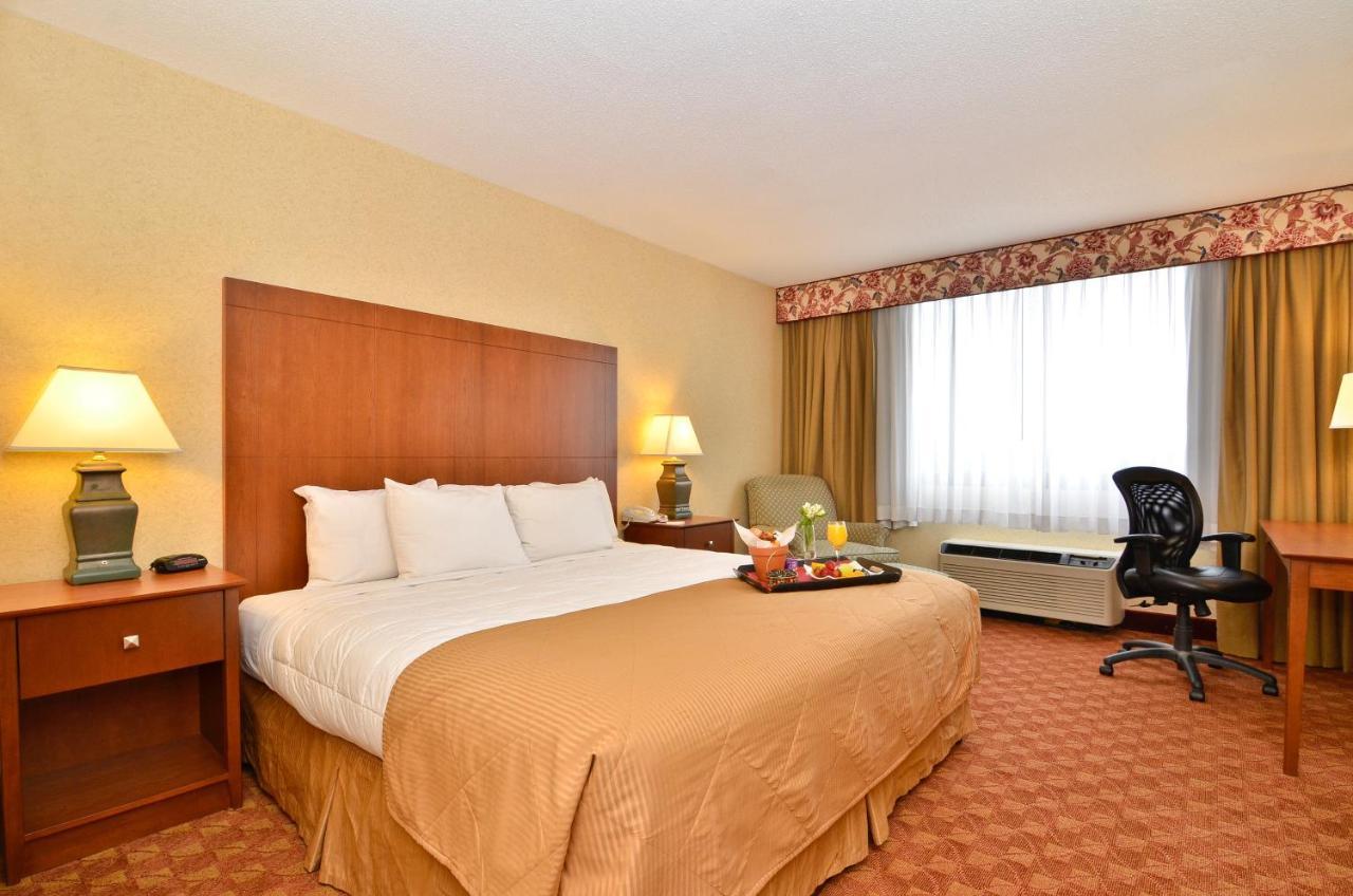 Clarion Hotel Airport Portland Extérieur photo