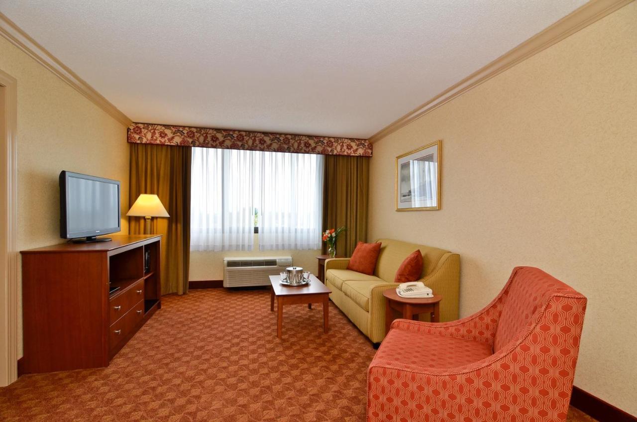 Clarion Hotel Airport Portland Extérieur photo