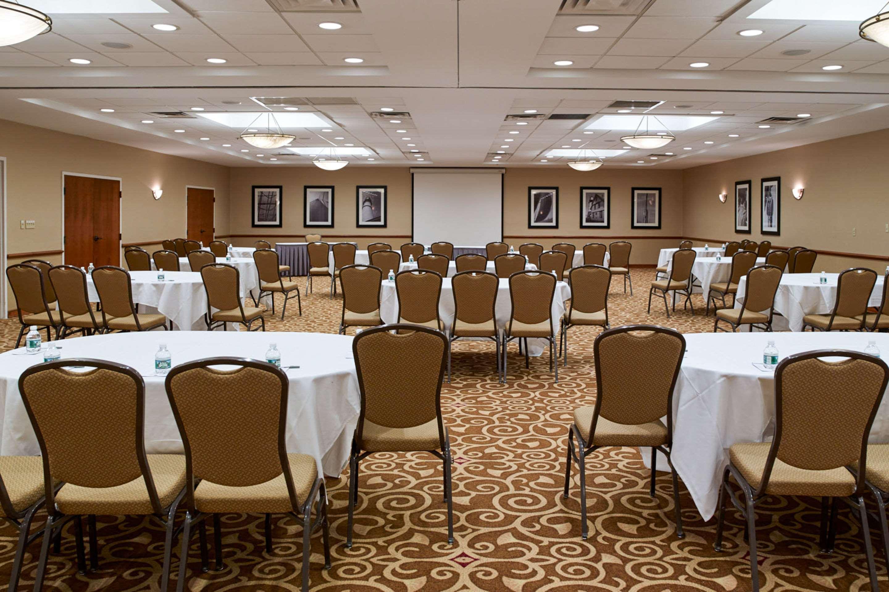 Clarion Hotel Airport Portland Extérieur photo