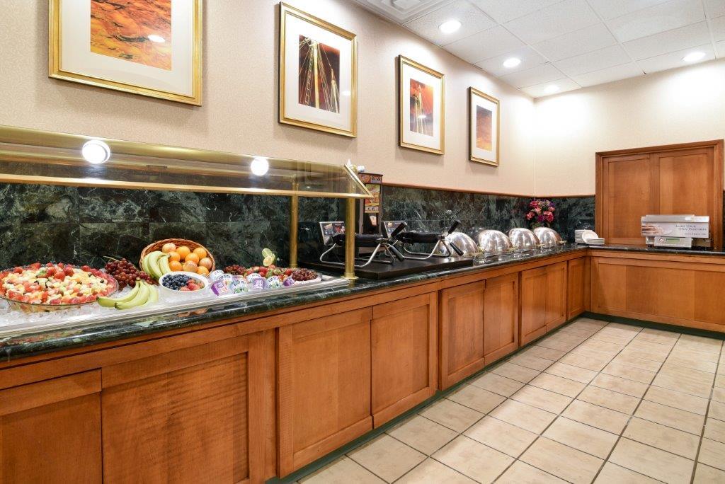 Clarion Hotel Airport Portland Extérieur photo