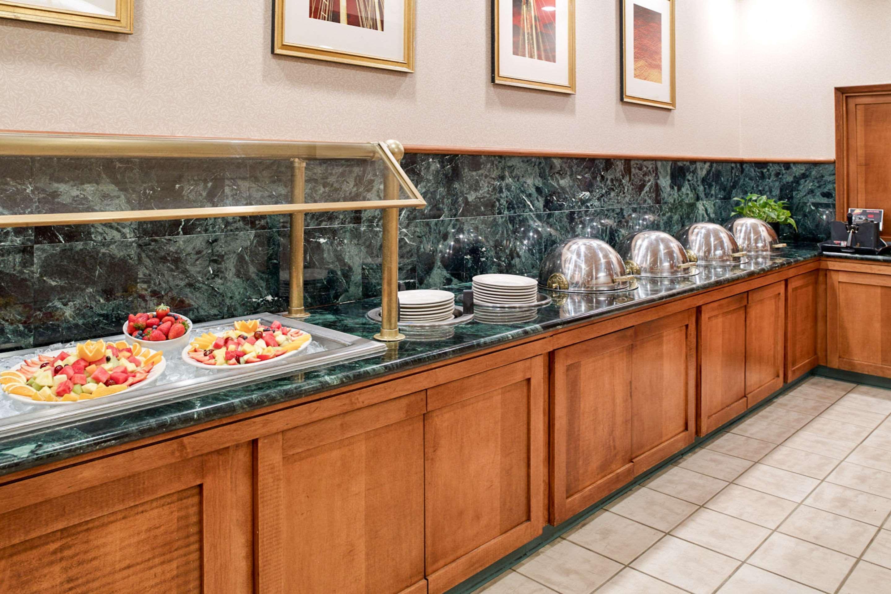 Clarion Hotel Airport Portland Extérieur photo